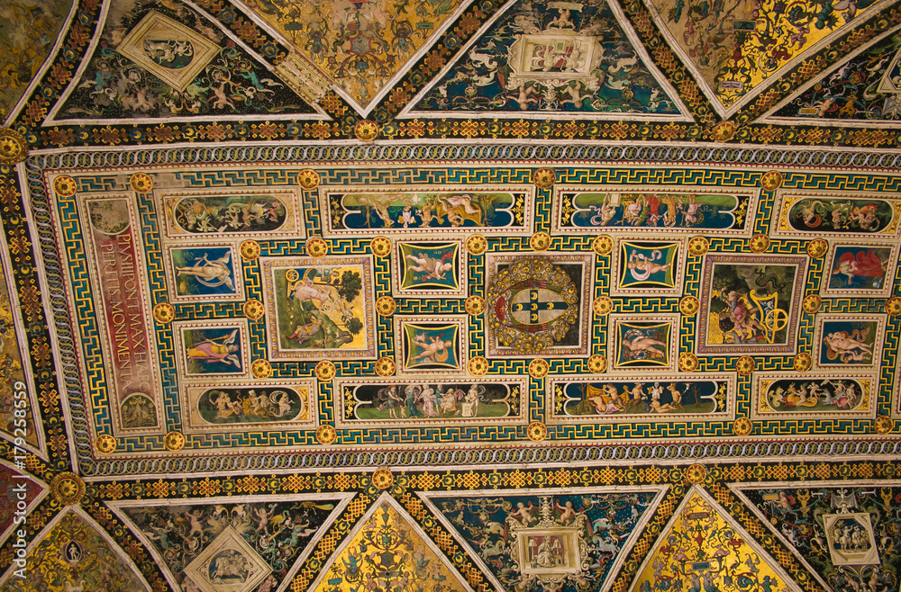 Soffitto della libreria Piccolomini nella cattedrale di Siena