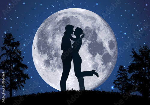 amoureux - amour - couple - romantique - baiser -clair de lune - romance - sexualité - sensualité photo