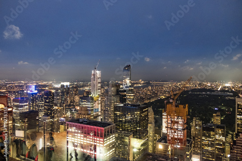 skyline of New York © travelview