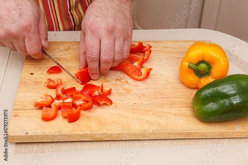 sliced bell peppers photo