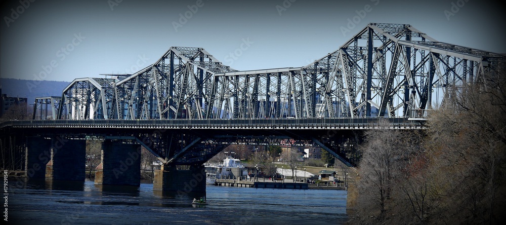 Fototapeta premium Alexandria Bridge