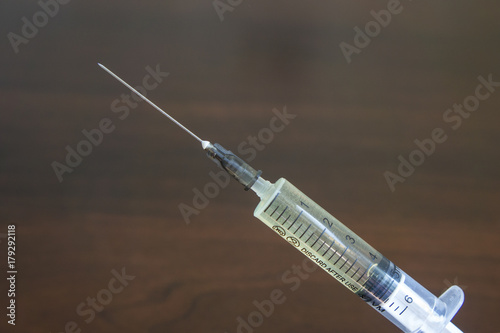 Syringe with a solution of lidocaine and cefotaxime