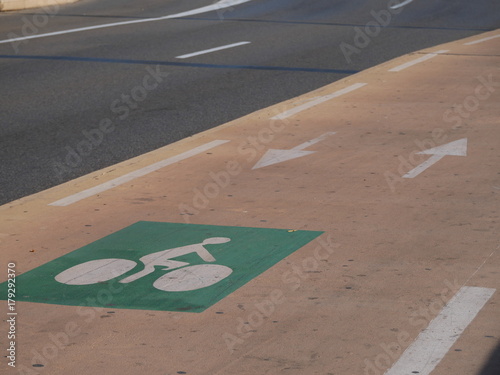 piste cyclable vélos