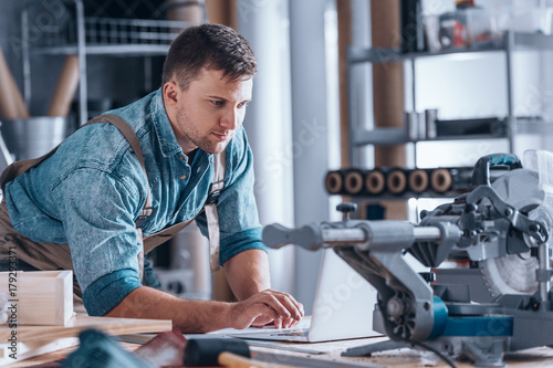 Creative furniture craftsman using technology