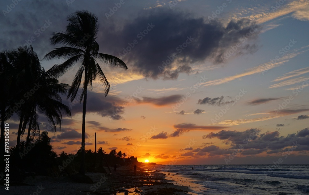 Sonnenuntergang Playa  Santa Maria, Playa del Este, Havanna auf Kuba | Karibik