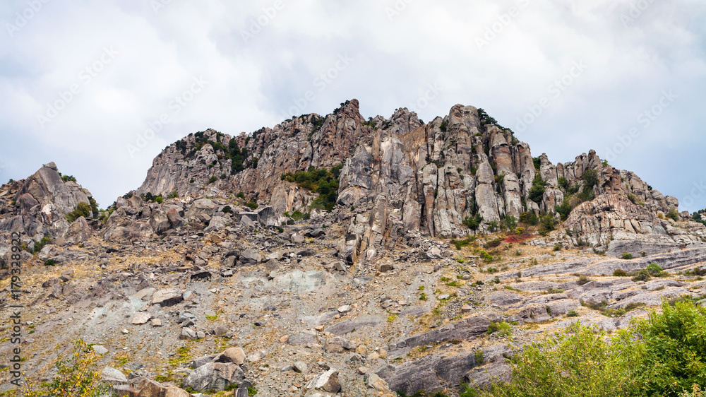 Fototapeta premium rocks of Demerdzhi Mountain in natural park