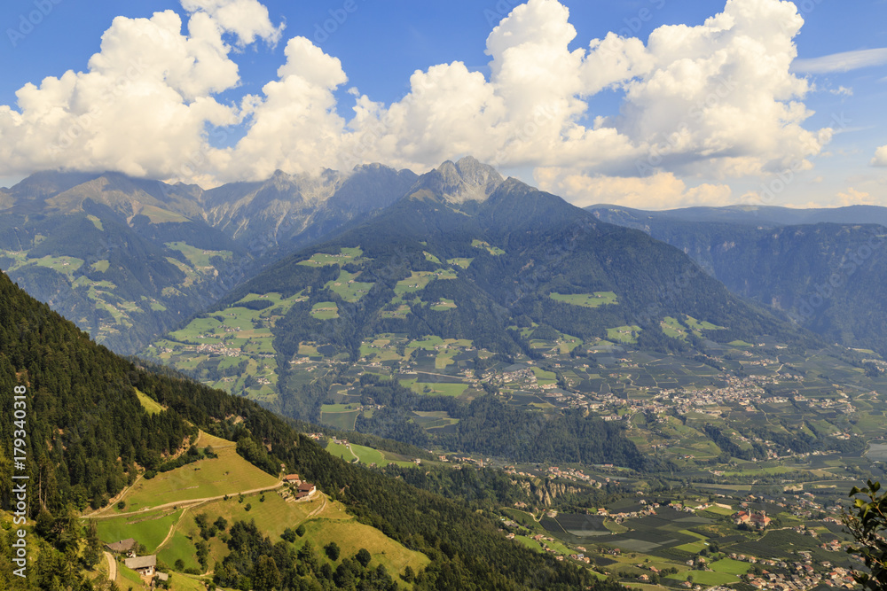 Blick in ein Tal in Südtirol bei Meran, Italien, view on a valley in South Tyrol near Meran, Italy
