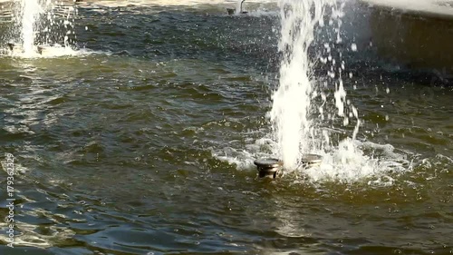 Wallpaper Mural Fountain, Water Drops Torontodigital.ca