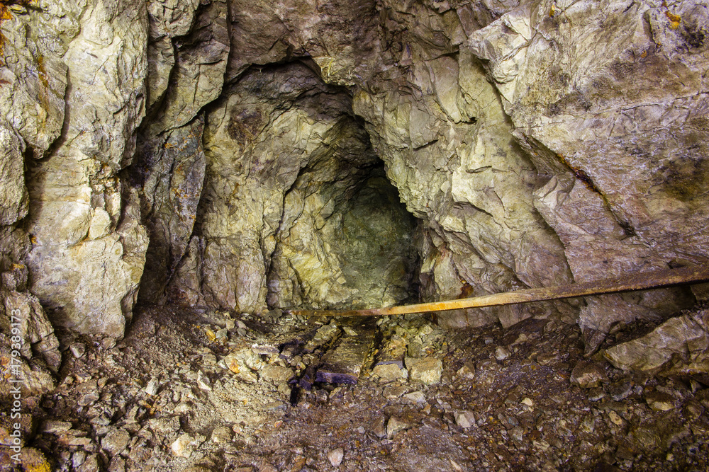 Underground mine shaft copper ore tunnel gallery Underground mine shaft copper ore tunnel gallery