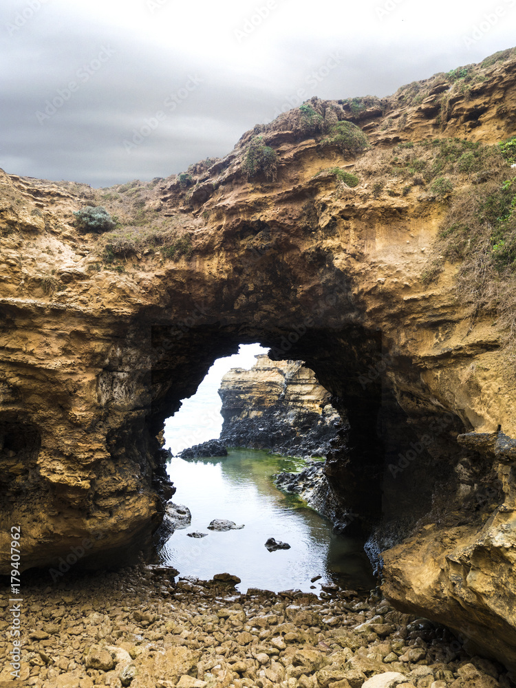 THE GROTTO - PORT CAMPBELL, GREAT OCEAN ROAD, AUSTRALIA