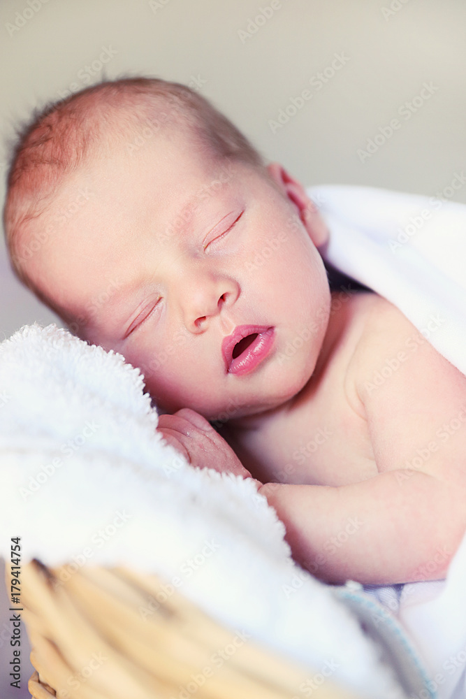 bebe durmiendo Stock Photo | Adobe Stock