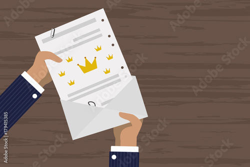 Person verschickt Brief - Krone - VIP
