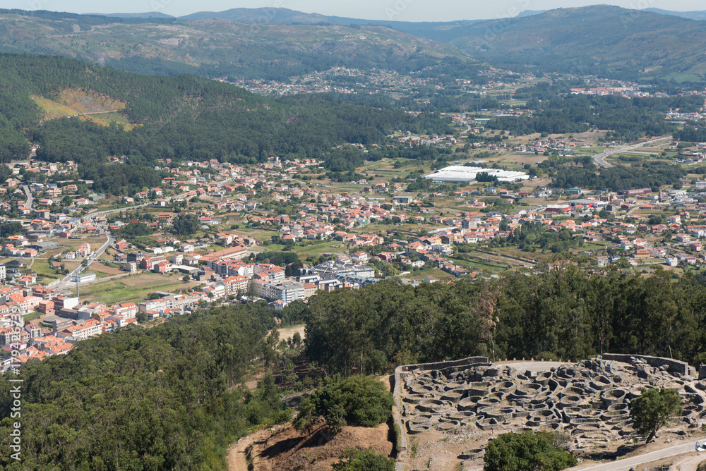 Obraz premium Ruins of ancient Celtic village in Santa Tecla, Galicia, Spain.