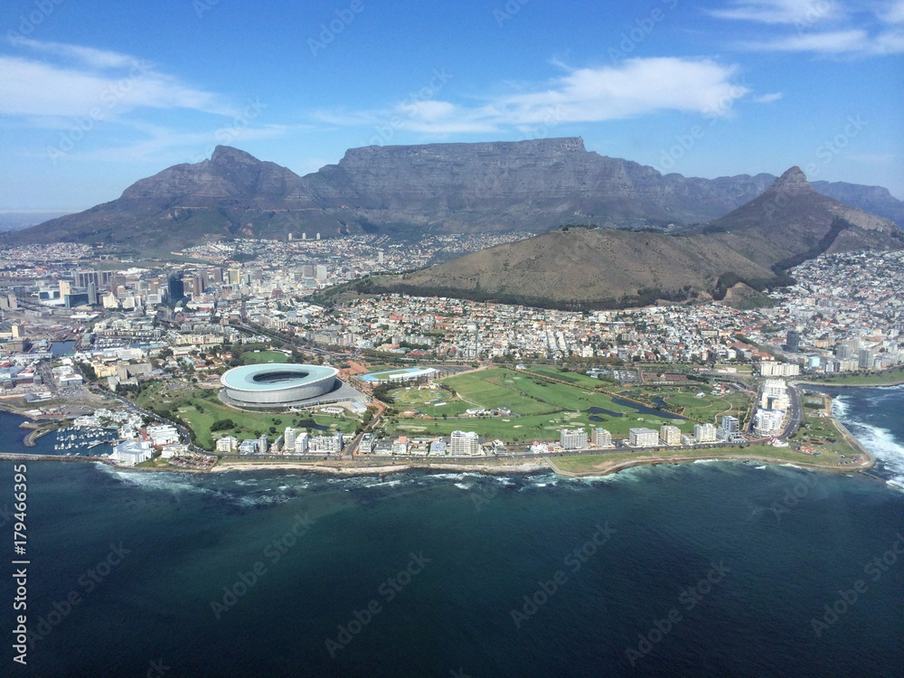 Obraz premium Kapsztad widziany z powietrza