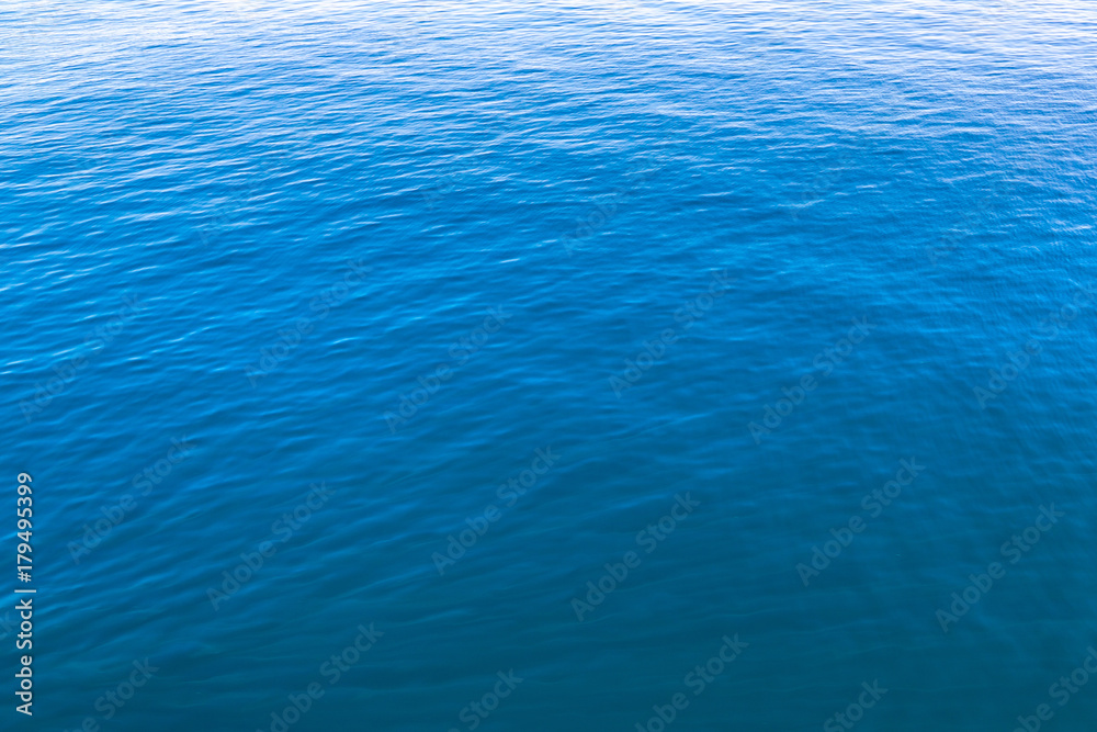 Obraz premium Blue sea surface