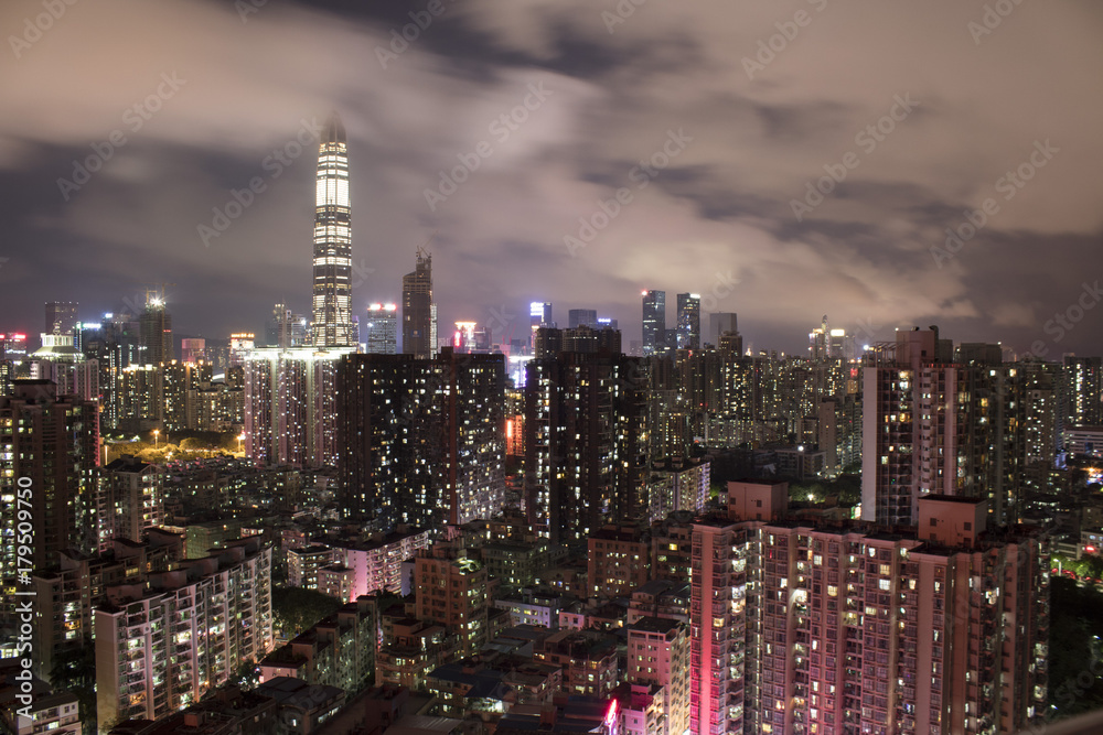 Fototapeta premium Night skyline overseeing Shenzhen city