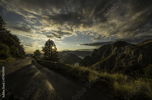 Old road to Kotor