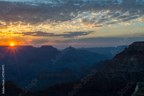 Sunrise in Grand Canyon National park