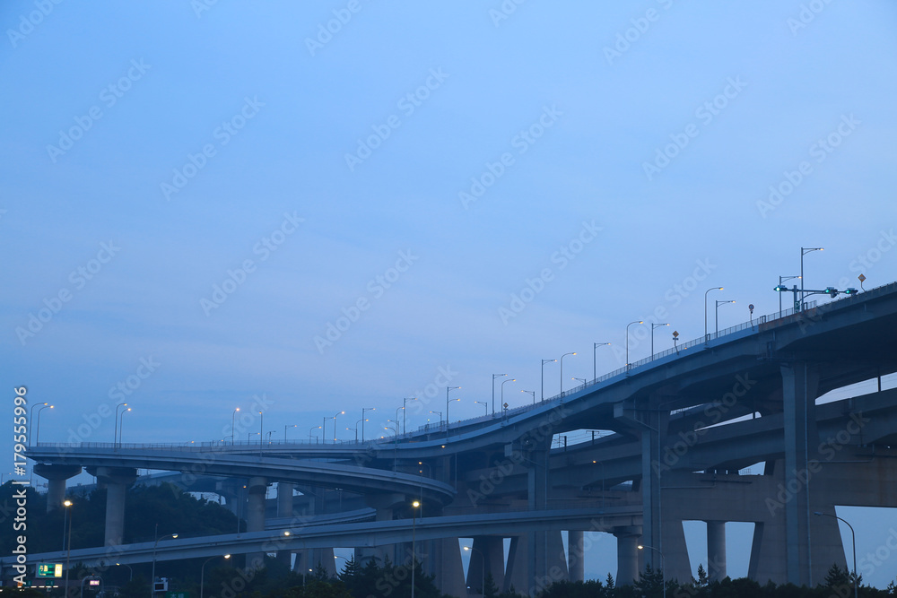 香川県坂出市　瀬戸大橋　与島PAのループ橋