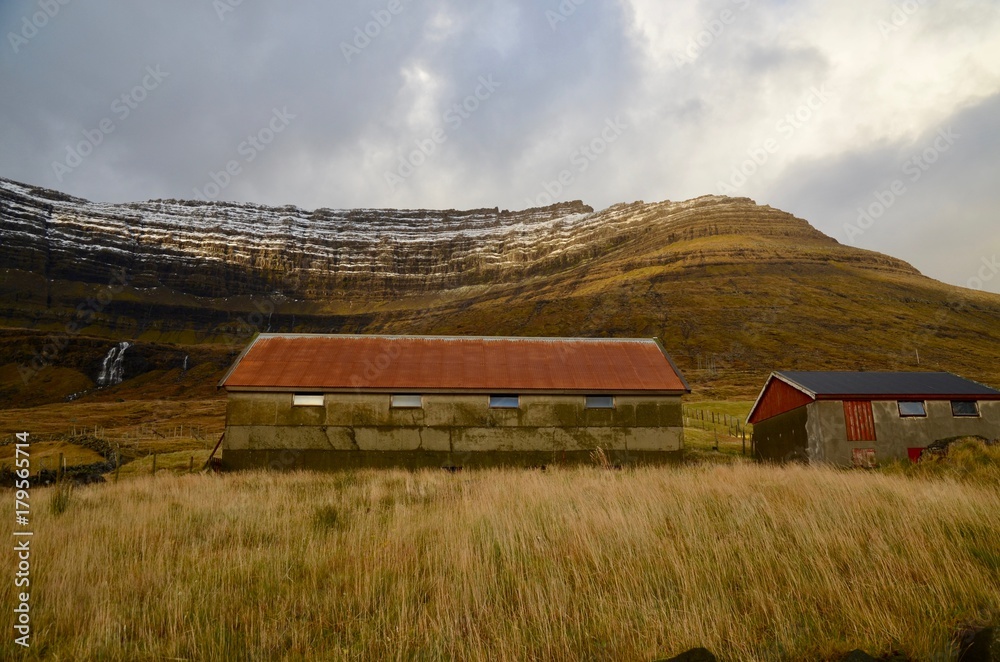 フェロー諸島 Faroe Islands ヴィウォイ島 ヴィドイ島 Vidoy Island ヴィーダレイディ Viðareiði