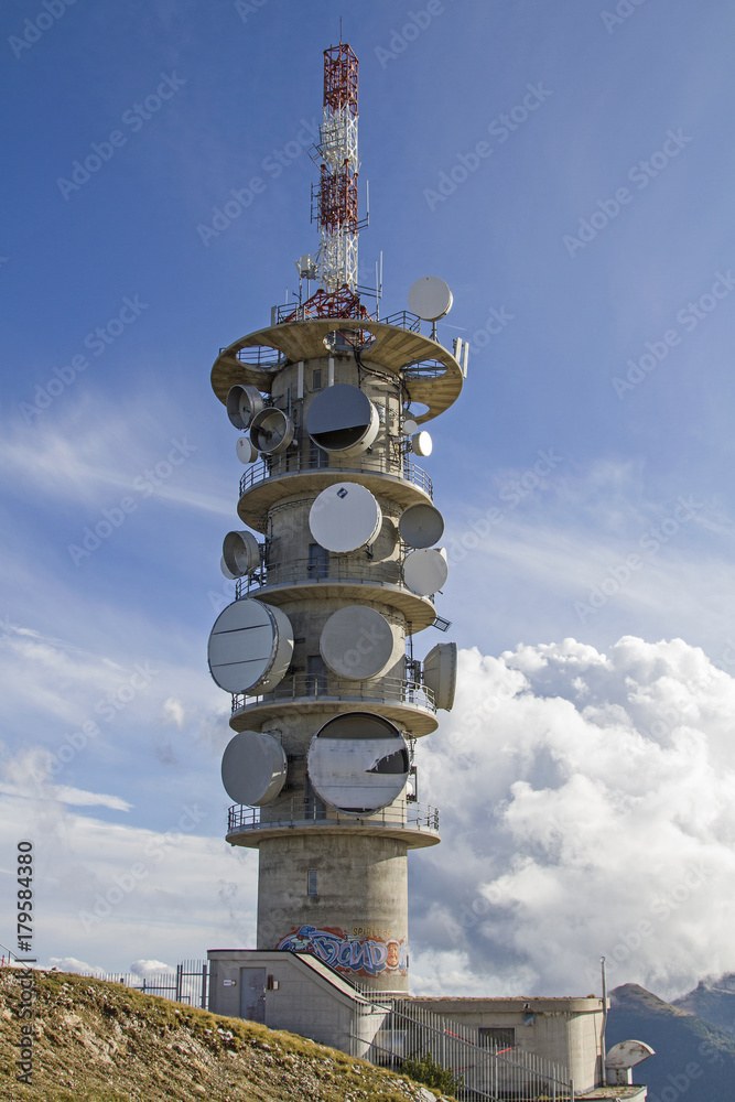 Obraz premium Sendeanlage auf dem Monte Bondone