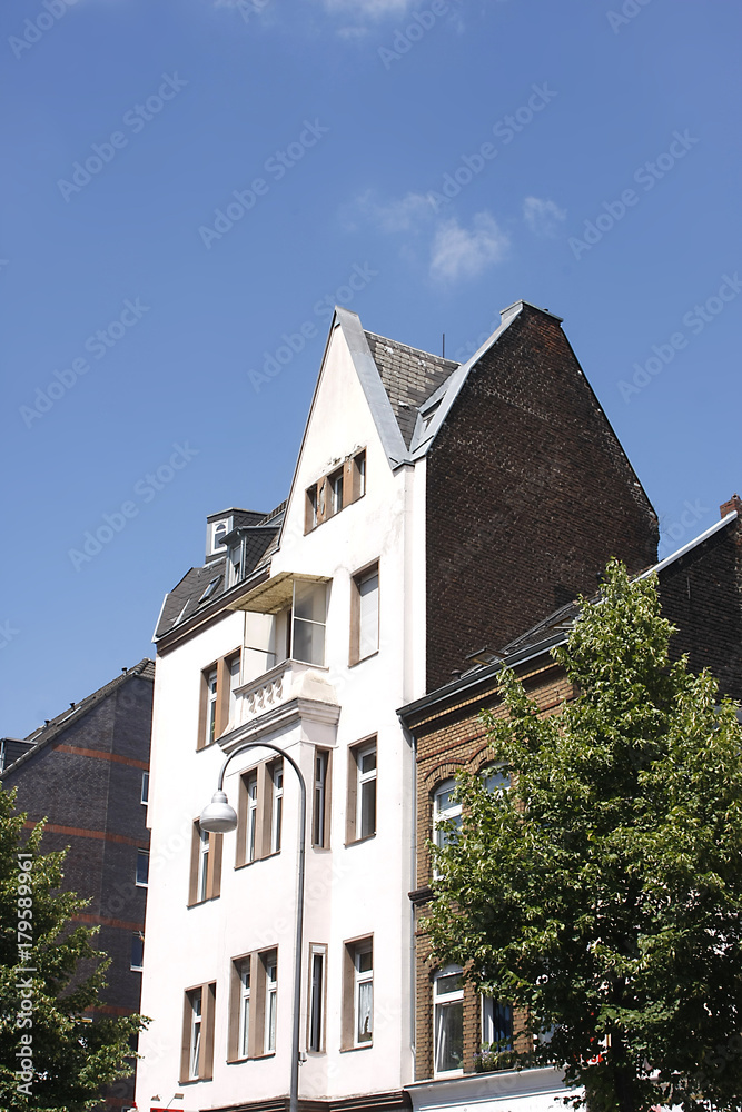 historische Türme in Köln