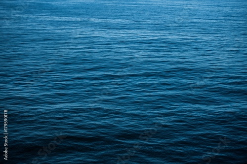 Billede på lærred Calm Sea Water Background