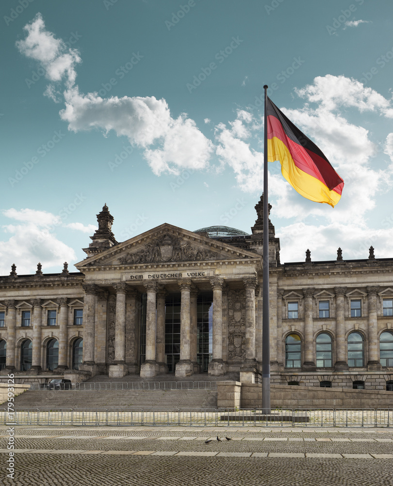 Obraz premium Budynek Reichstagu w Berlinie, Niemcy