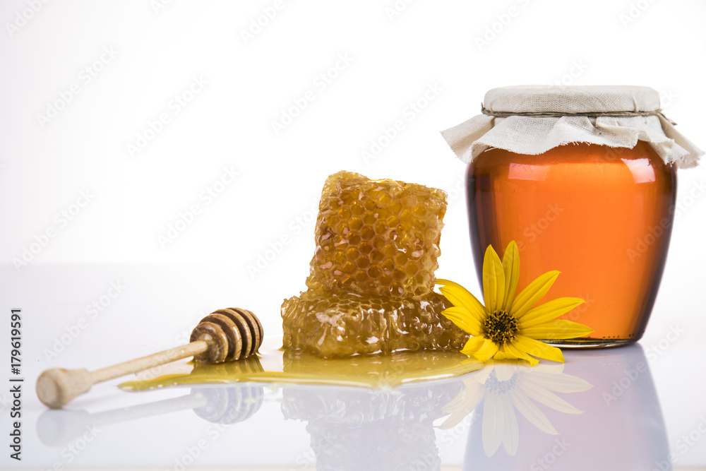 Fresh honey with honeycomb Fresh honey with honeycomb