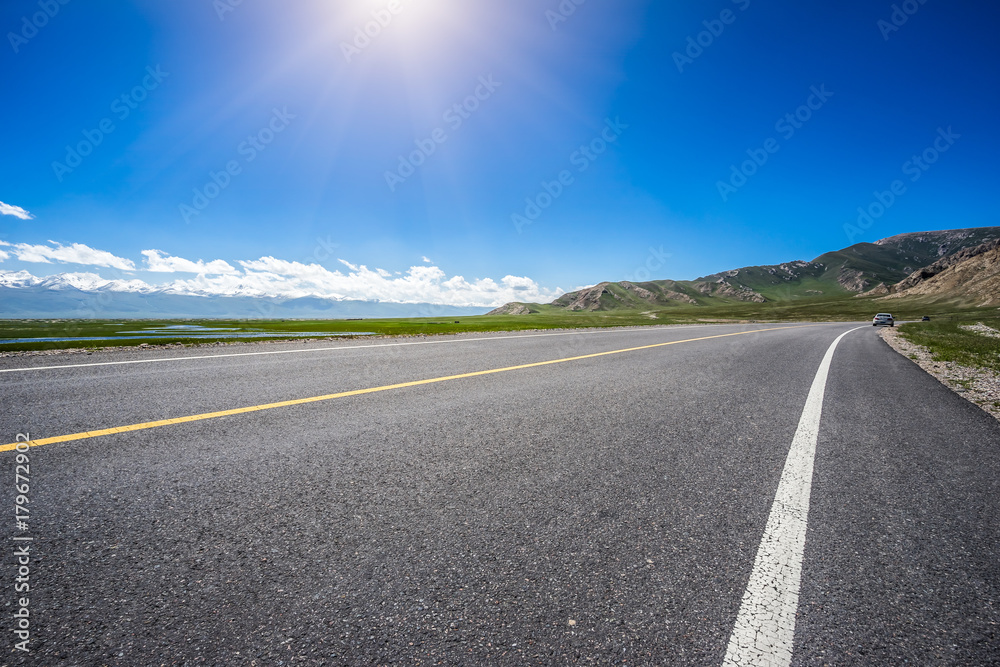 Fototapeta premium road in grassland