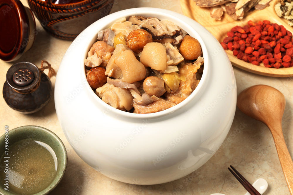 Buddha jump out the wall - Steamed assorted meats in Chinese casserole Buddha jump out the wall - Steamed assorted meats in Chinese casserole