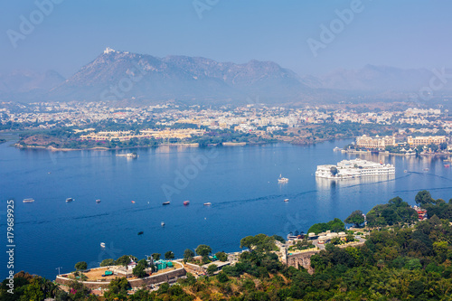 Aerial view of Lake Pichola with Lake Palace (Jag Niwas) and Uda