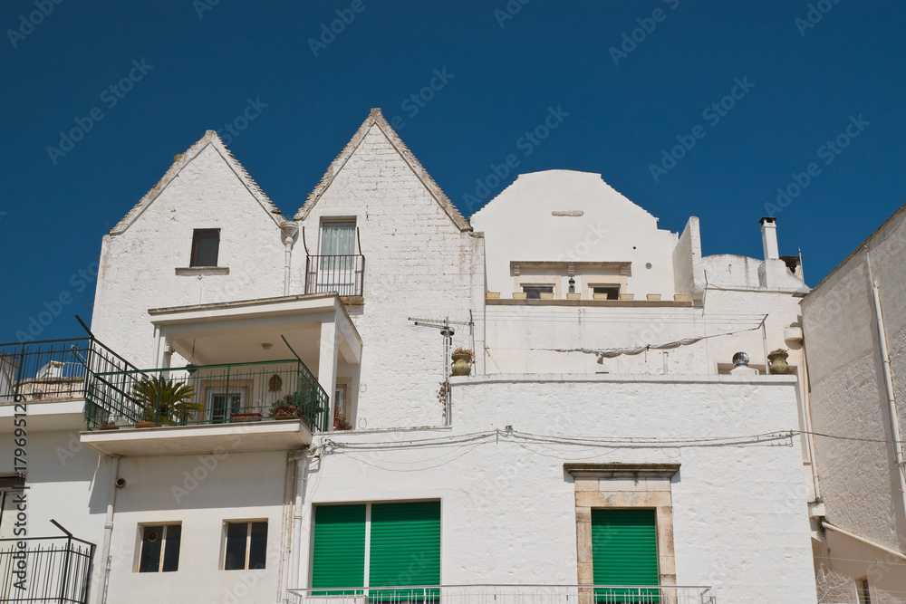 Alleyway. Locorotondo. Puglia. Italy. Alleyway. Locorotondo. Puglia. Italy.
