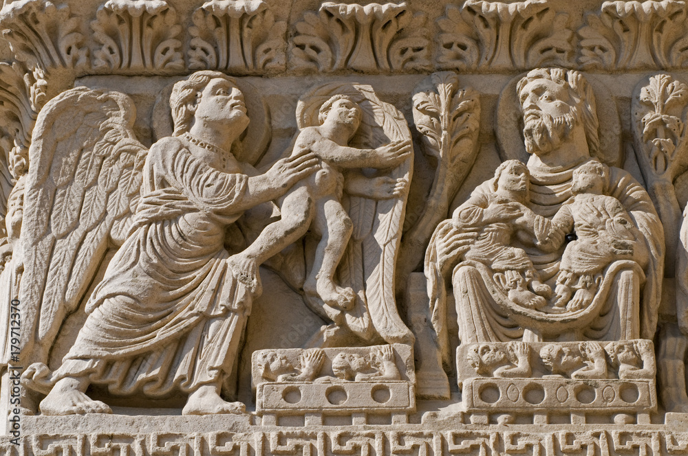 Church of Saint Trophime, sculpted Romanesque southern portal, an angel presenting the soul of the righteouse person, France, South-Eastern France, Arles Church of Saint Trophime, sculpted Romanesque southern portal, an angel presenting the soul of the righteouse person, France, South-Eastern France, Arles