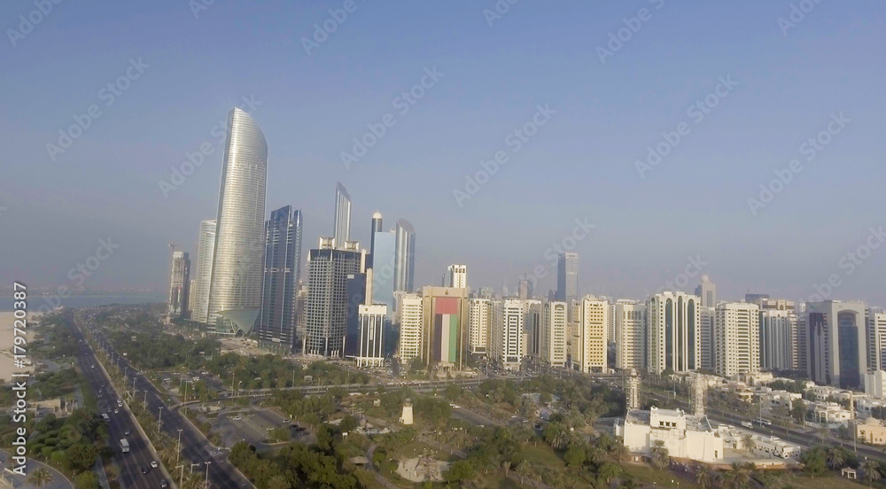 Fototapeta premium Beautiful aerial view of Abu Dhabi, UAE