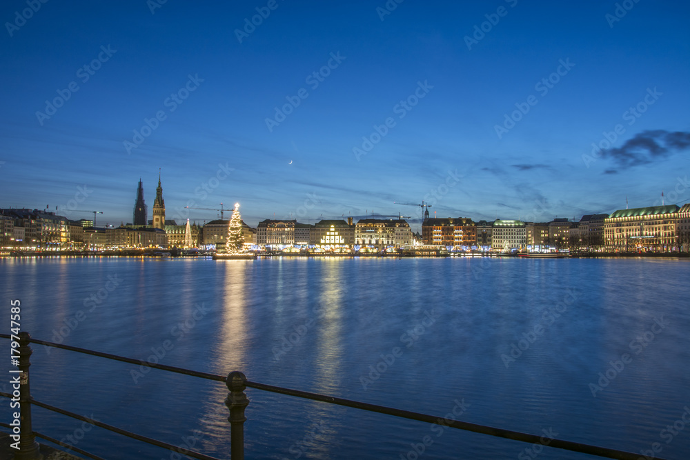 Fototapeta premium Hamburg zu Weihnachten
