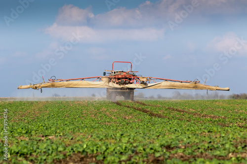 Plakat Rape spraying