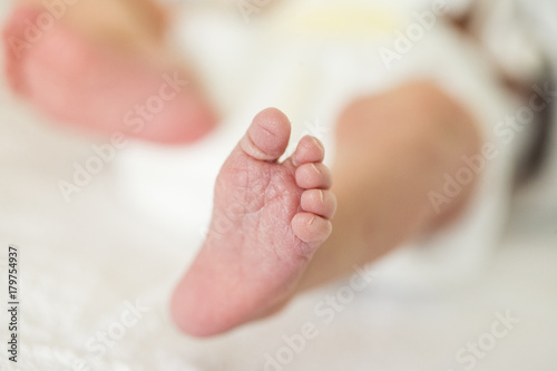 Fuß eines neugebohrenen Säuglings
