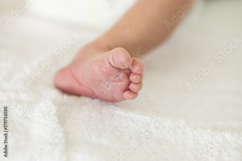 Fuß eines neugebohrenen Säuglings