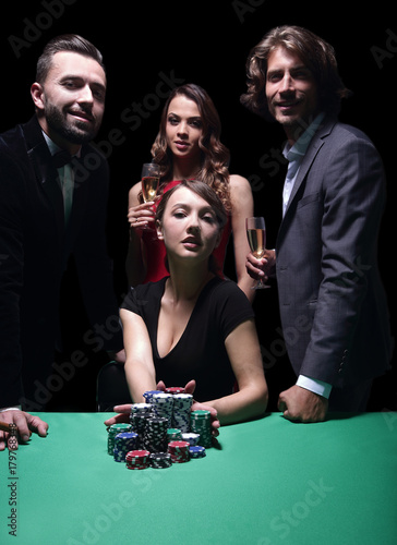 Konstfotografi Woman doing all-in playing poker