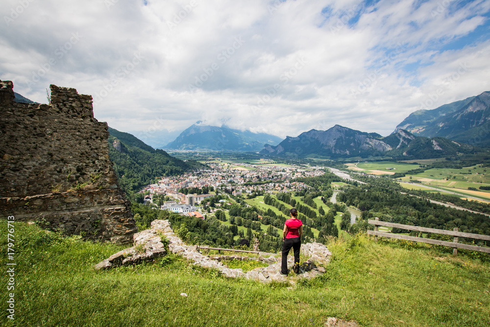 Obraz premium looking over bad ragaz