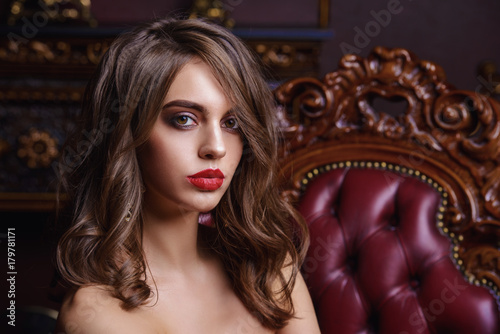 Valokuvatapetti sensual red lips