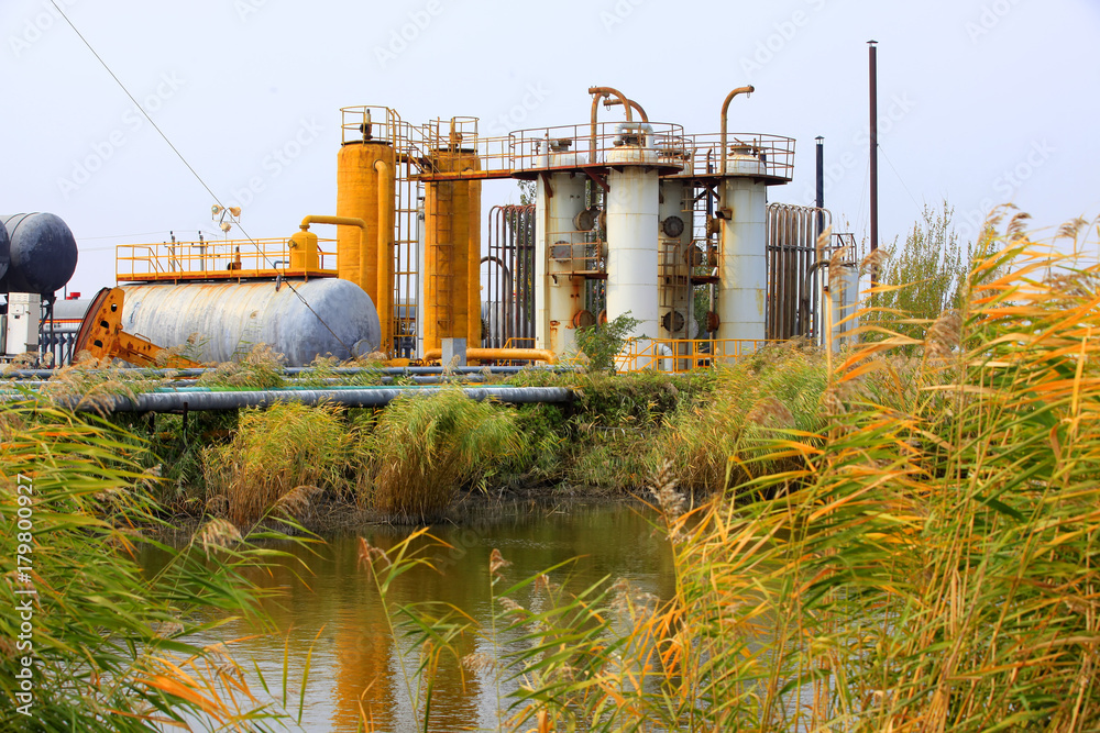 Obraz premium Oilfield equipment