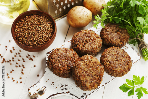 Fotografie Vegetarian cutlets of buckwheat