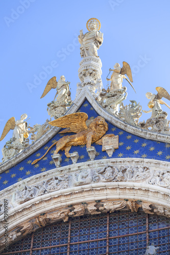 St Mark's Basilica (Basilica di San Marco), Lion of Venice on the top, St Mark's Square, Venice, Italy