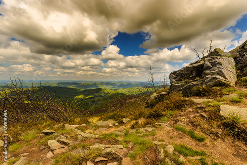 Fototapeta Naklejka Na Ścianę i Meble -  góry bieszczady
