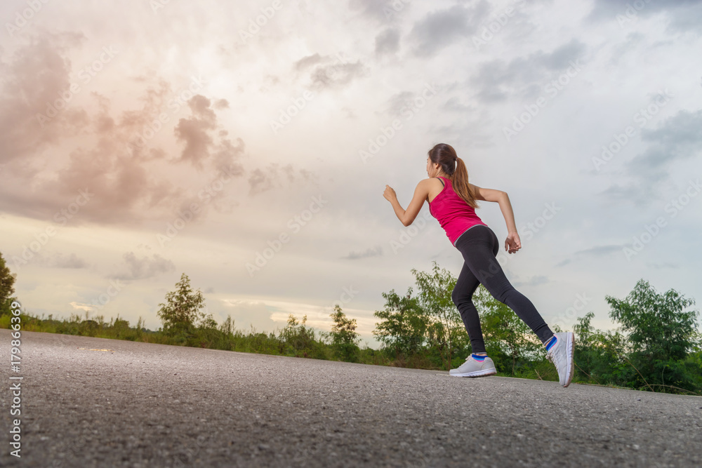 Asian woman run