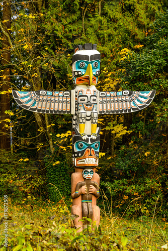 Totem Pole in Stanley Park  Vancouver  British Columbia  Canada