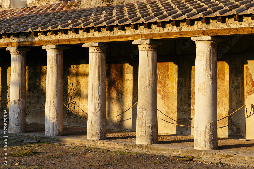 Roman arcade in Terme Stabiane /Pompeii, Neapel, Italy, europa