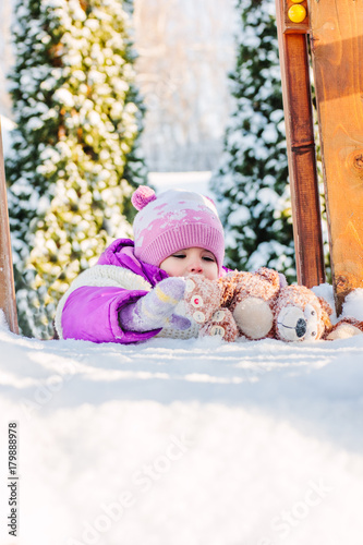 Little babe girl playing on...